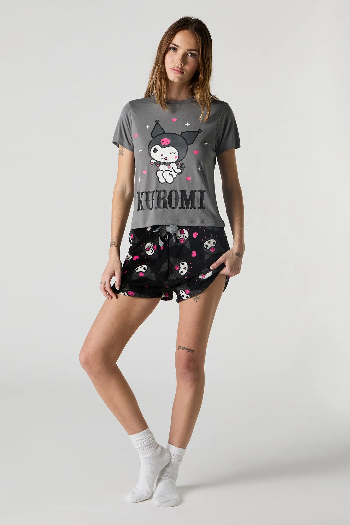 Ensemble pyjama avec t-shirt et short en peluche à imprimé Hello Kitty & Friends