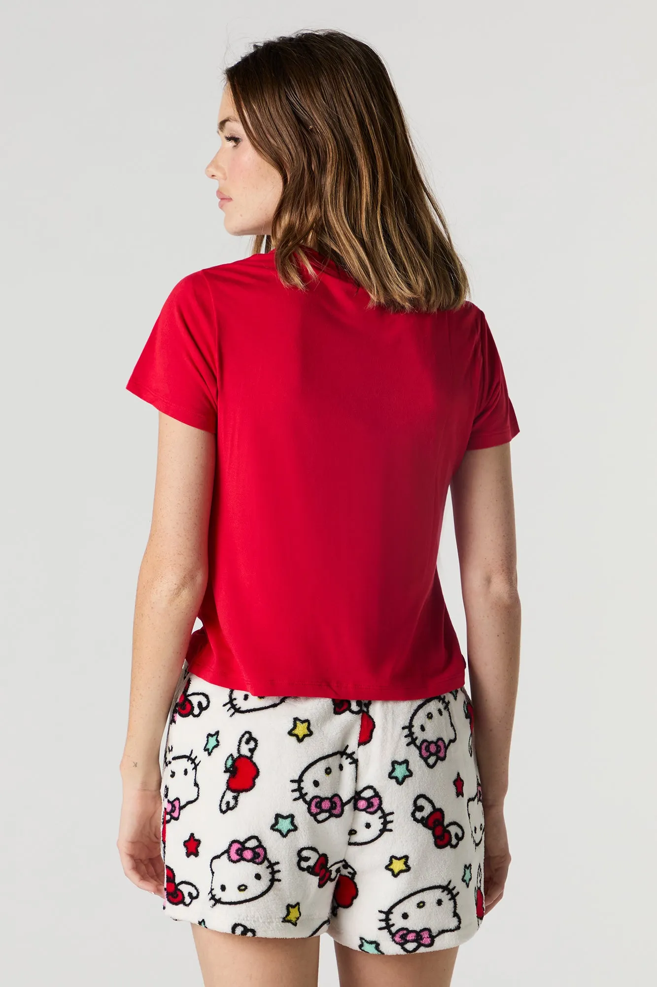 Ensemble pyjama avec t-shirt et short en peluche à imprimé Hello Kitty & Friends