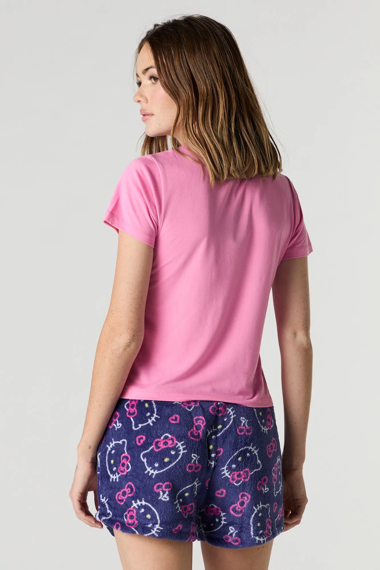 Ensemble pyjama avec t-shirt et short en peluche à imprimé Hello Kitty & Friends
