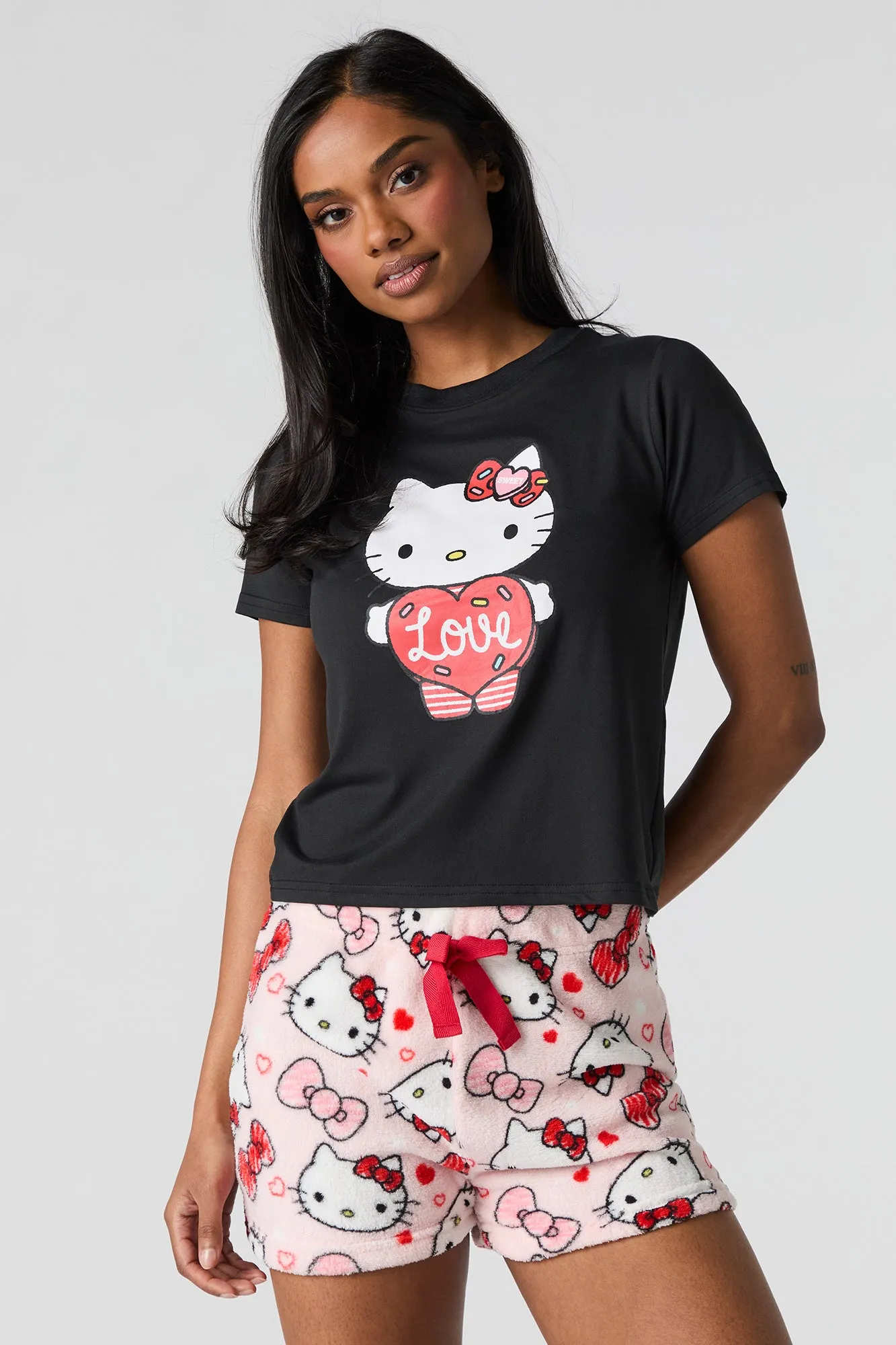 Hello Kitty & Friends T-Shirt & Short 2 Piece Pajama Set