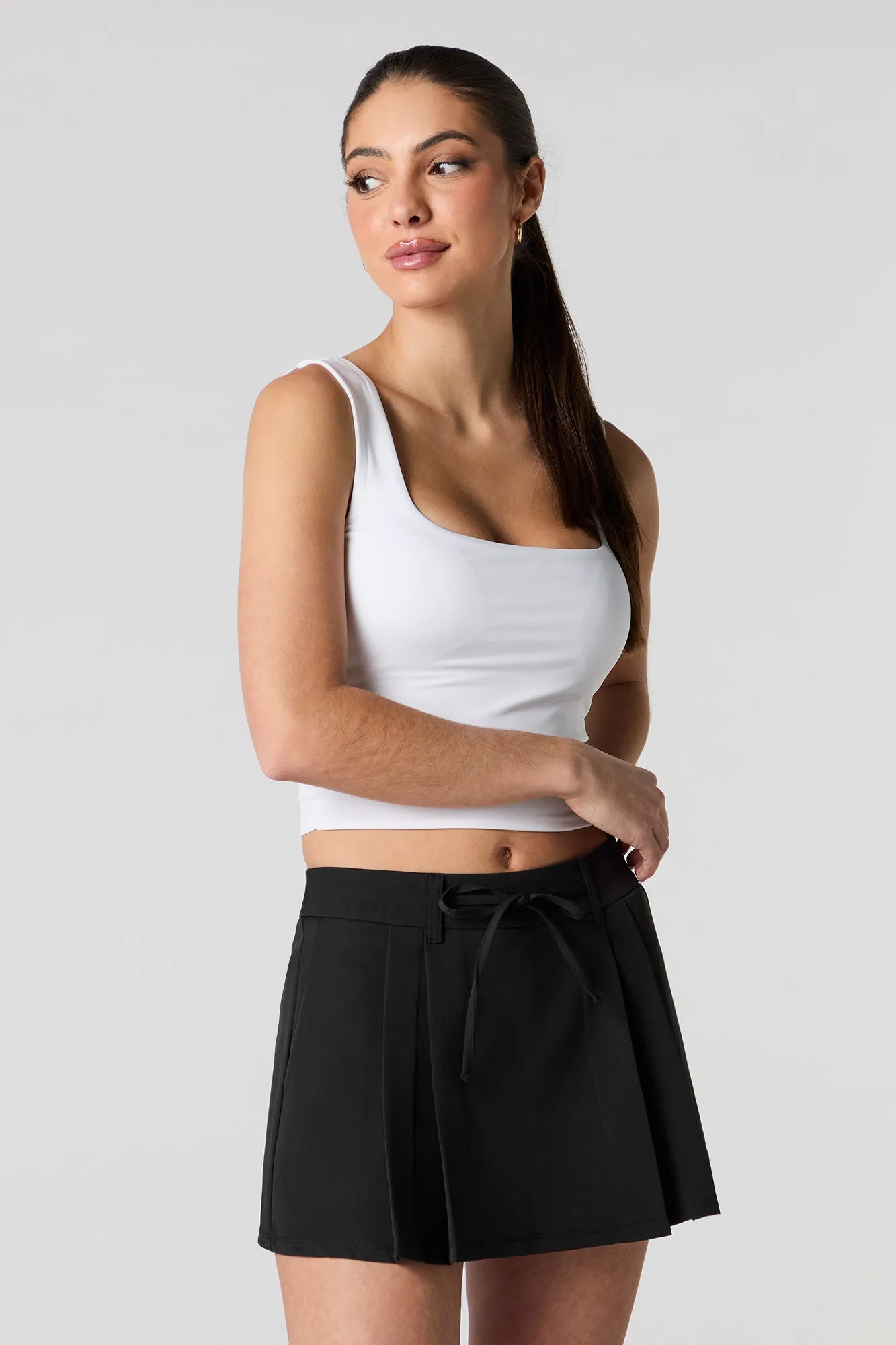 Jupe-short plissée à taille coulissante