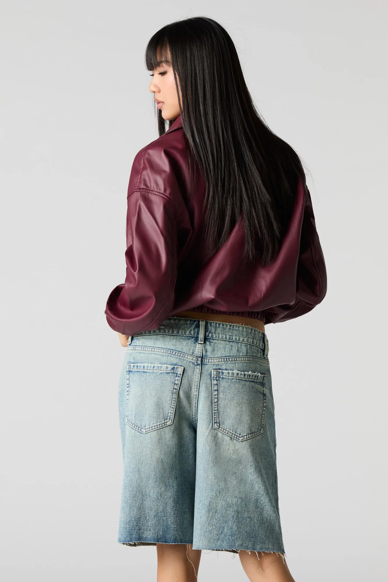 Medium Vintage Wash Slouchy Frayed Jort