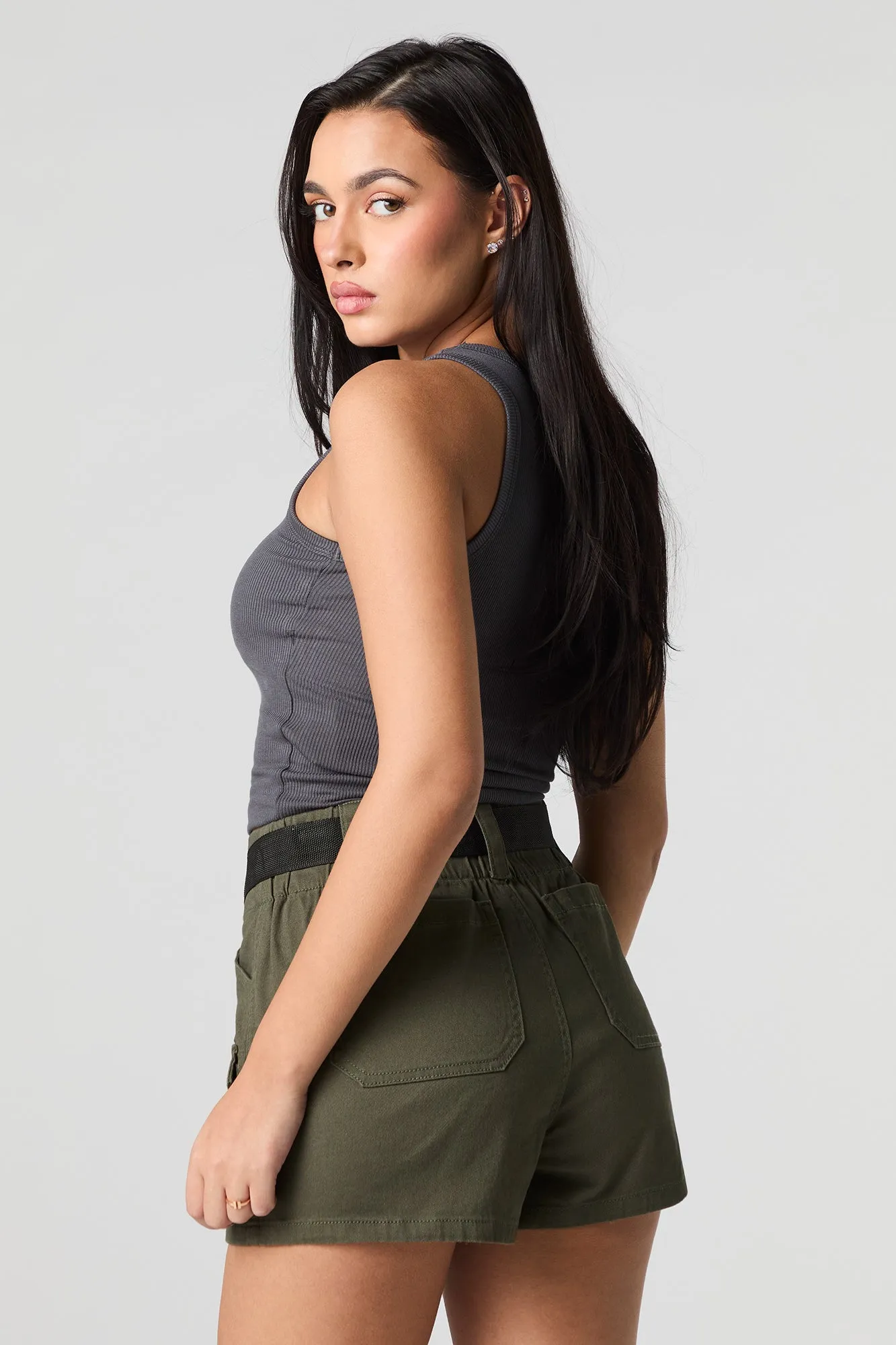 Short cargo avec ceinture