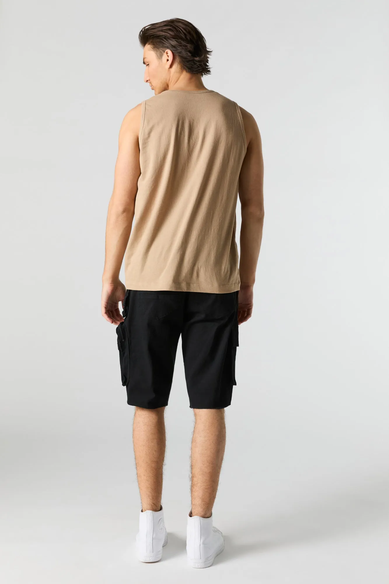 Short cargo avec poches multiples