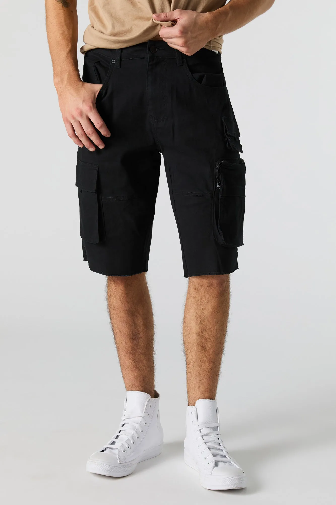 Short cargo avec poches multiples
