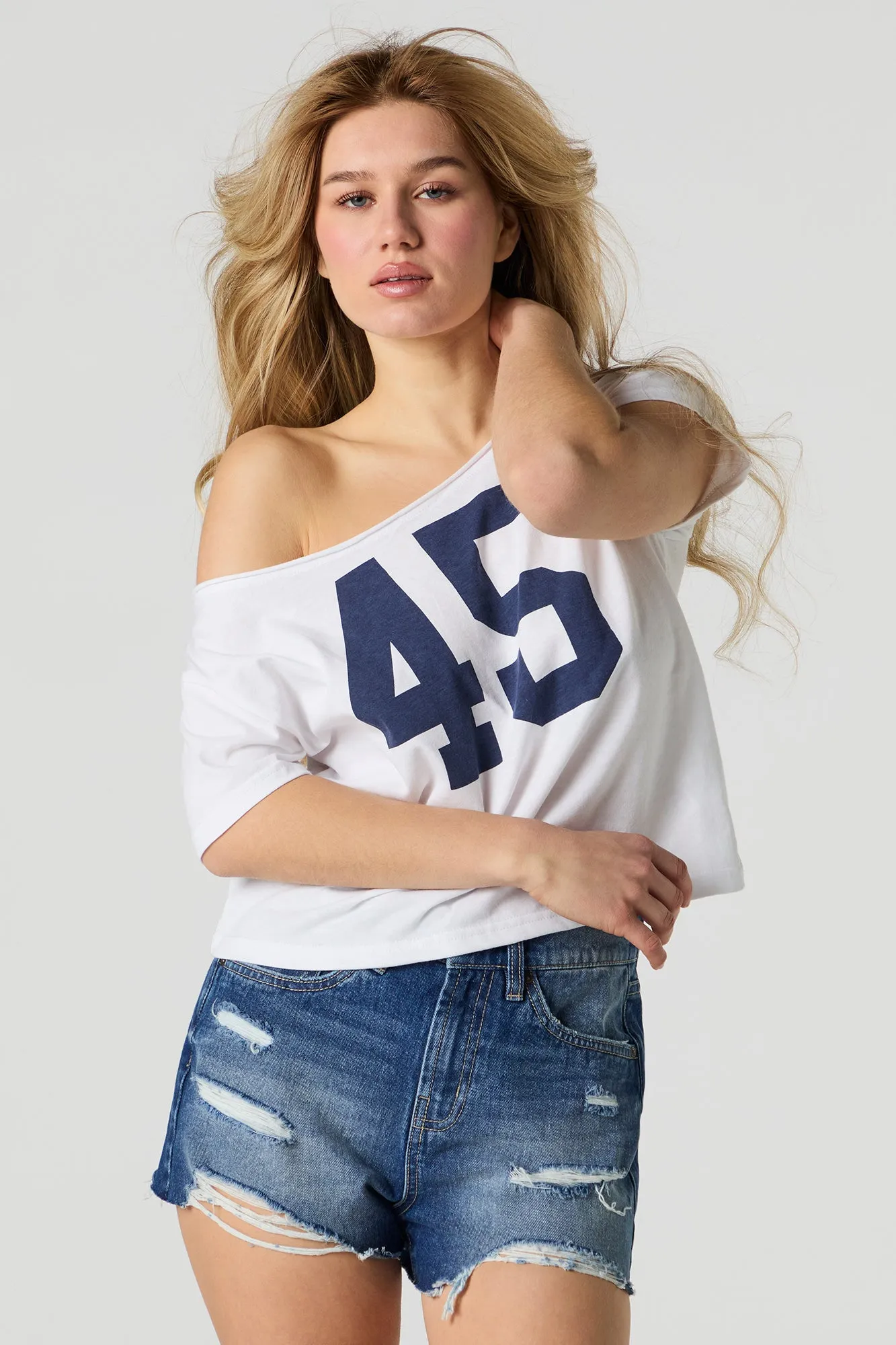 Short en denim d'aspect usé délavé foncé
