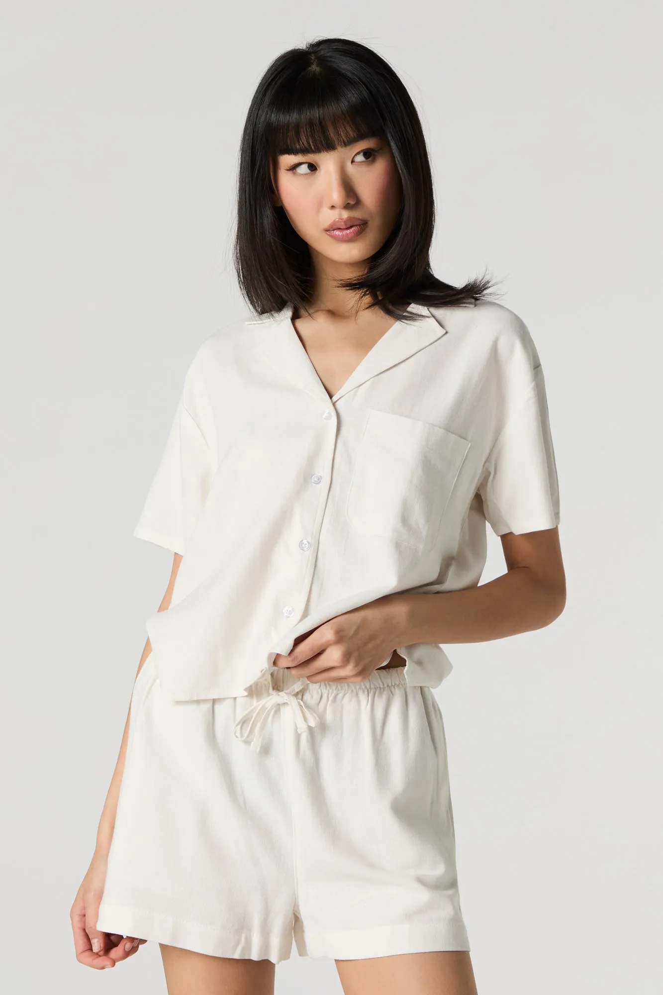 Short en mélange de lin à taille coulissante