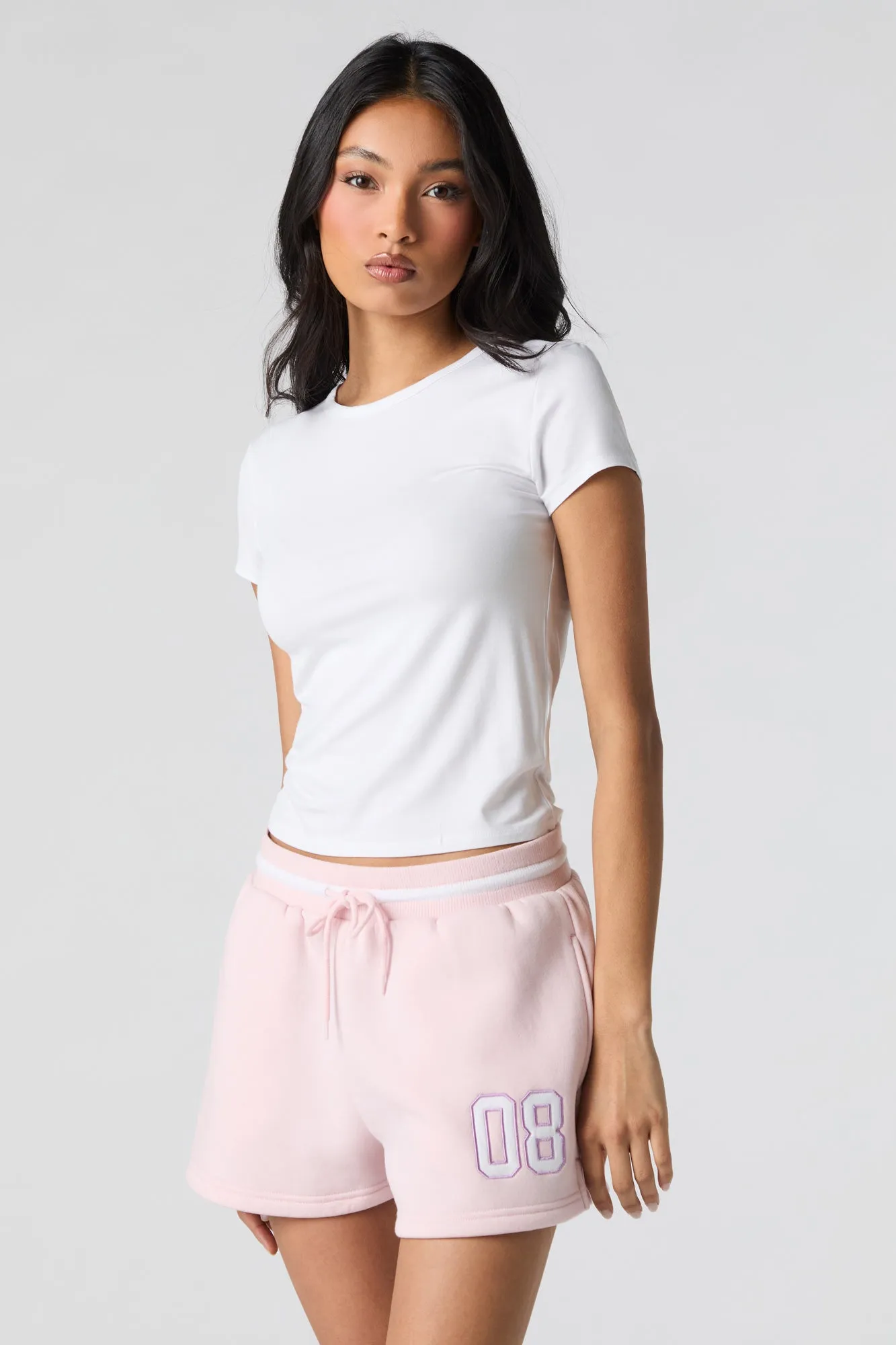 Short en molleton avec motif brodé à taille coulissante