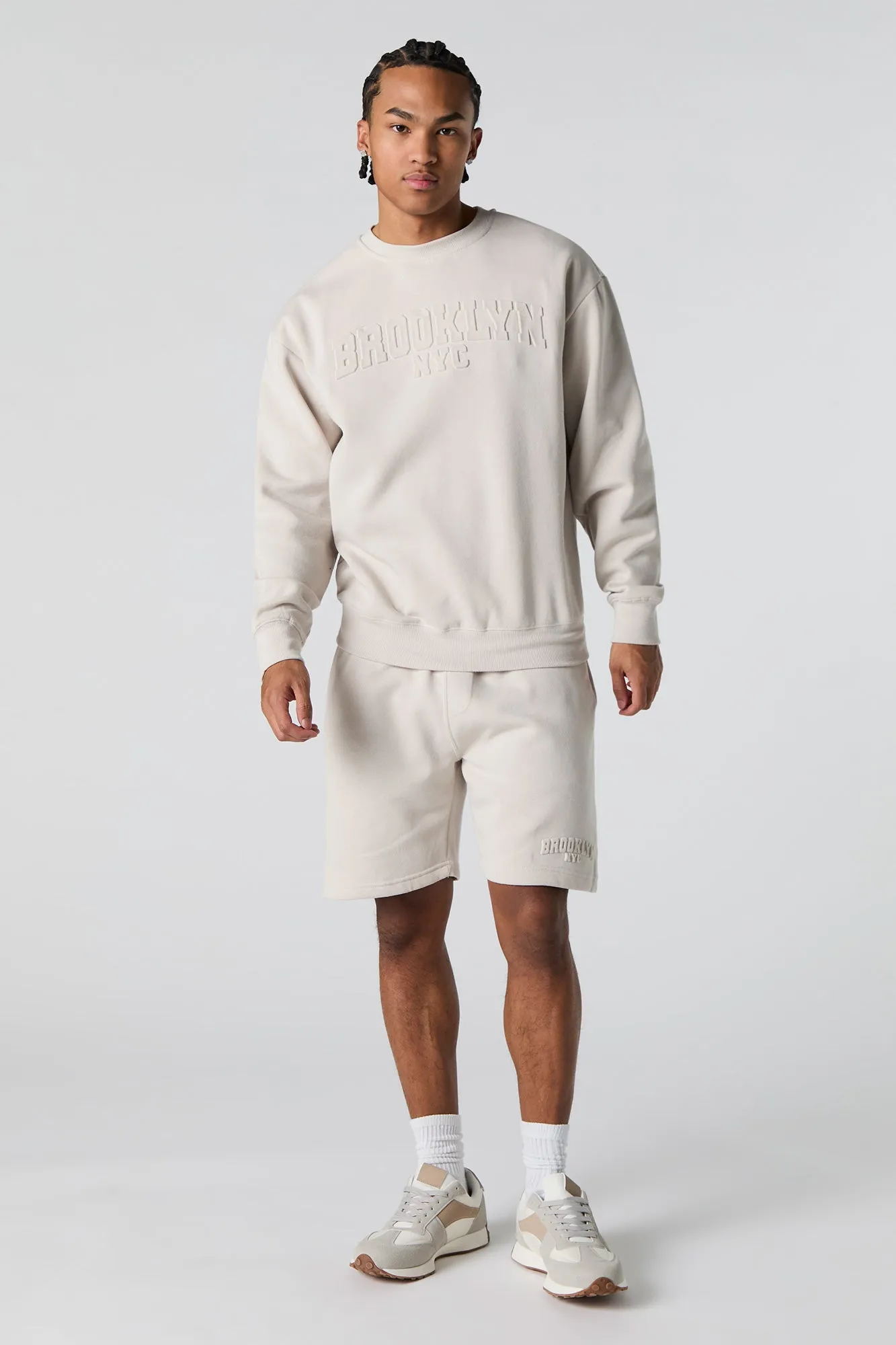 Short en molleton avec motif City embossé