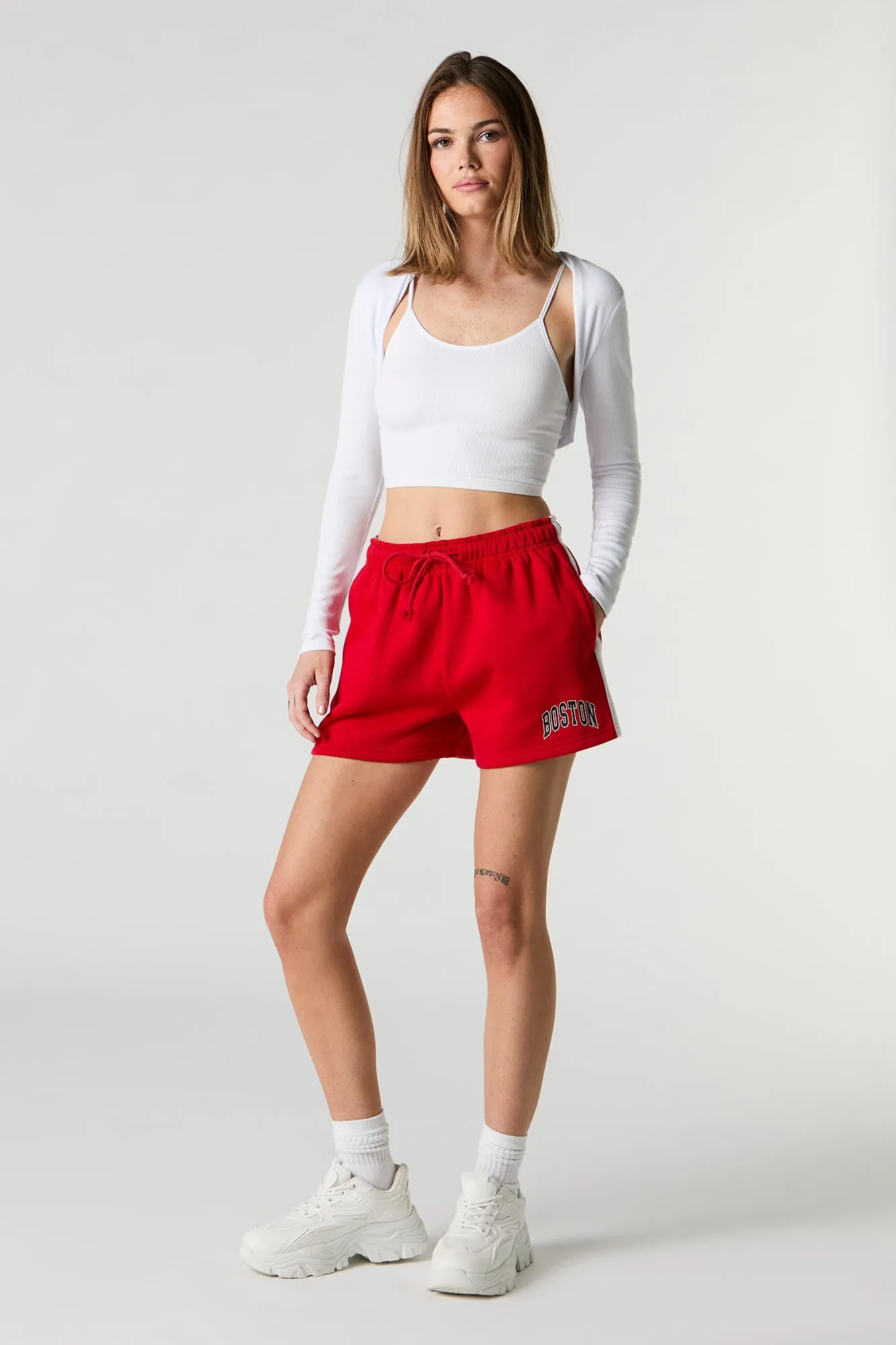 Short en molleton imprimé avec rayures latérales