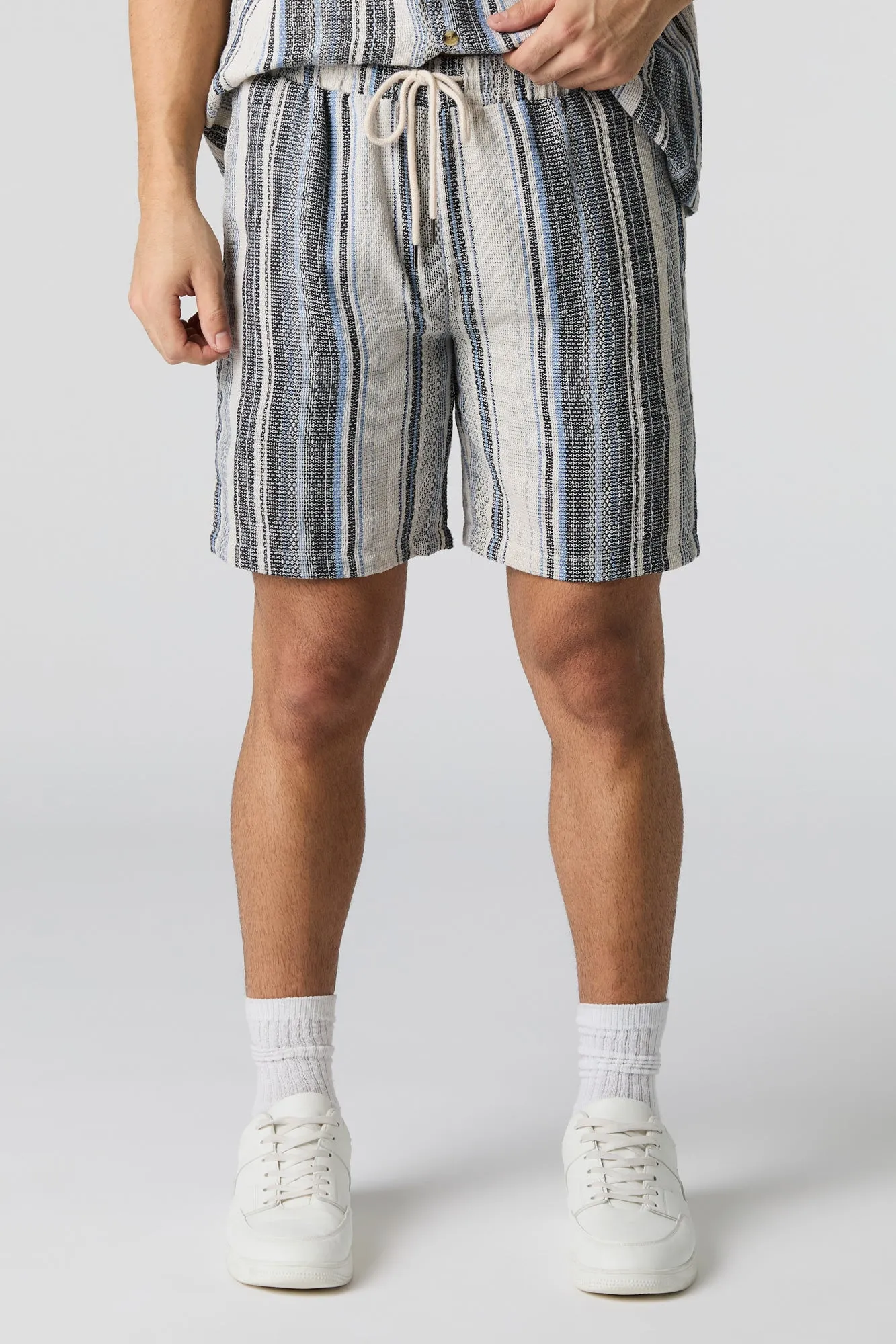 Short en tricot texturé rayé à taille coulissante