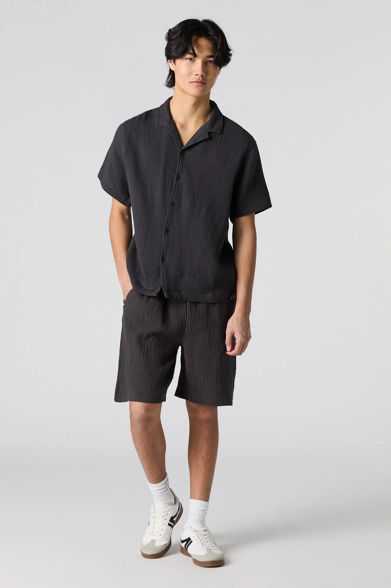 Short froissé à taille coulissante