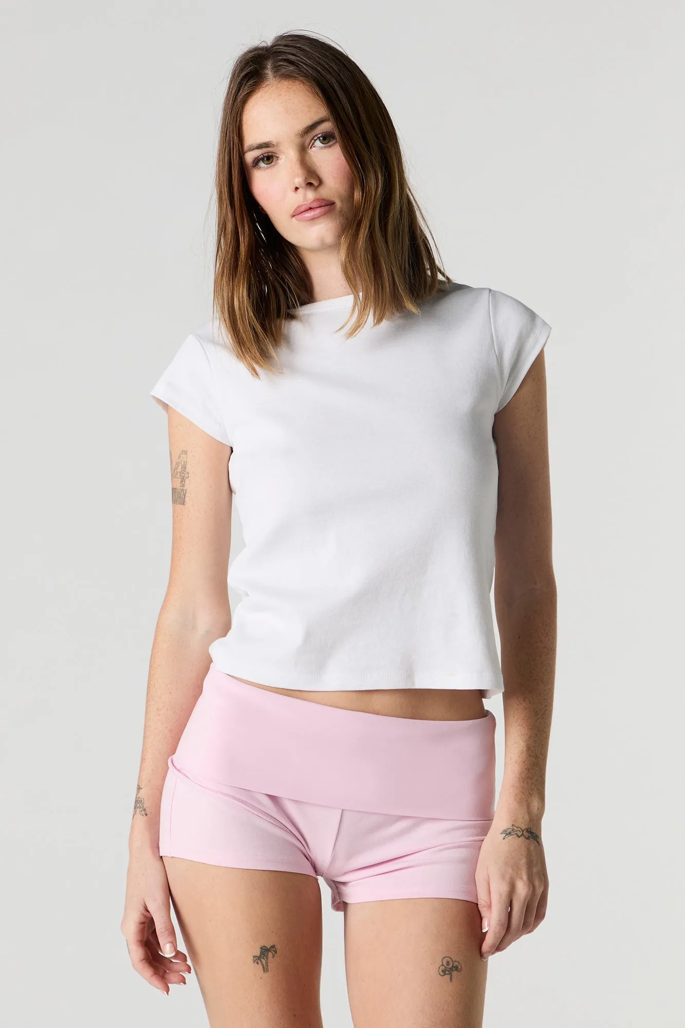 Short imprimé avec bande de taille repliée