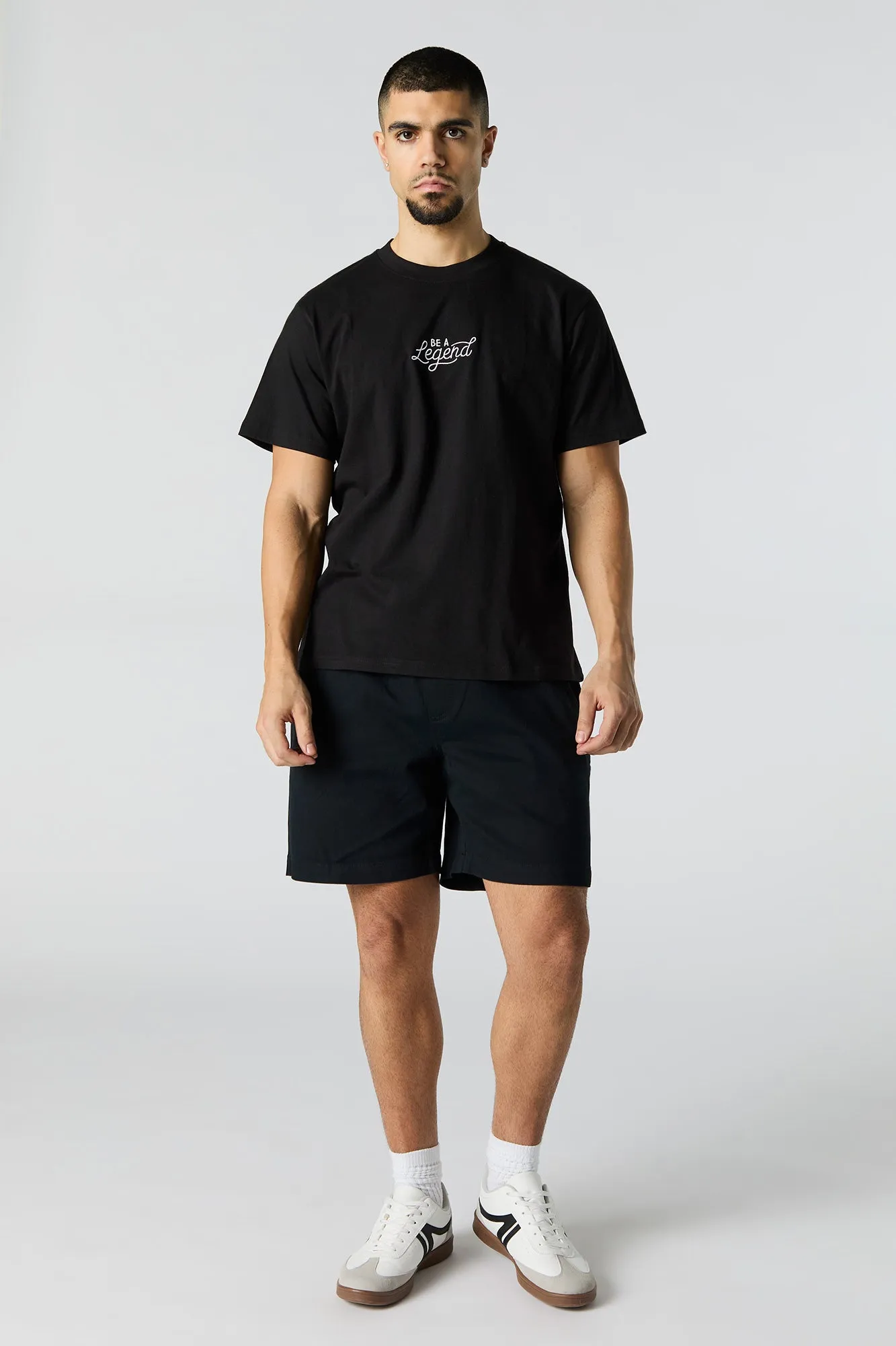Short mi-long à taille coulissante