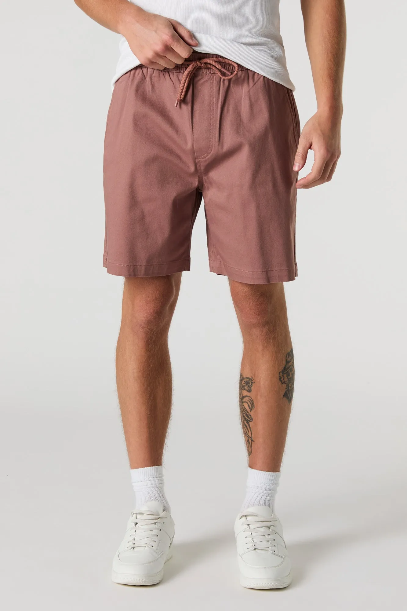 Short mi-long à taille coulissante