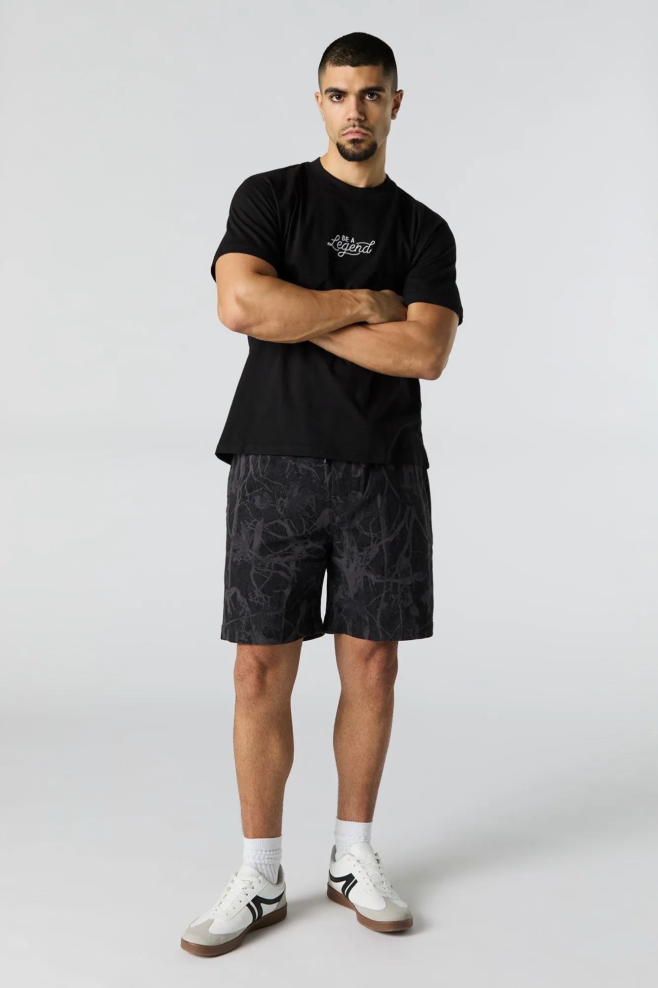Short mi-long à taille coulissante