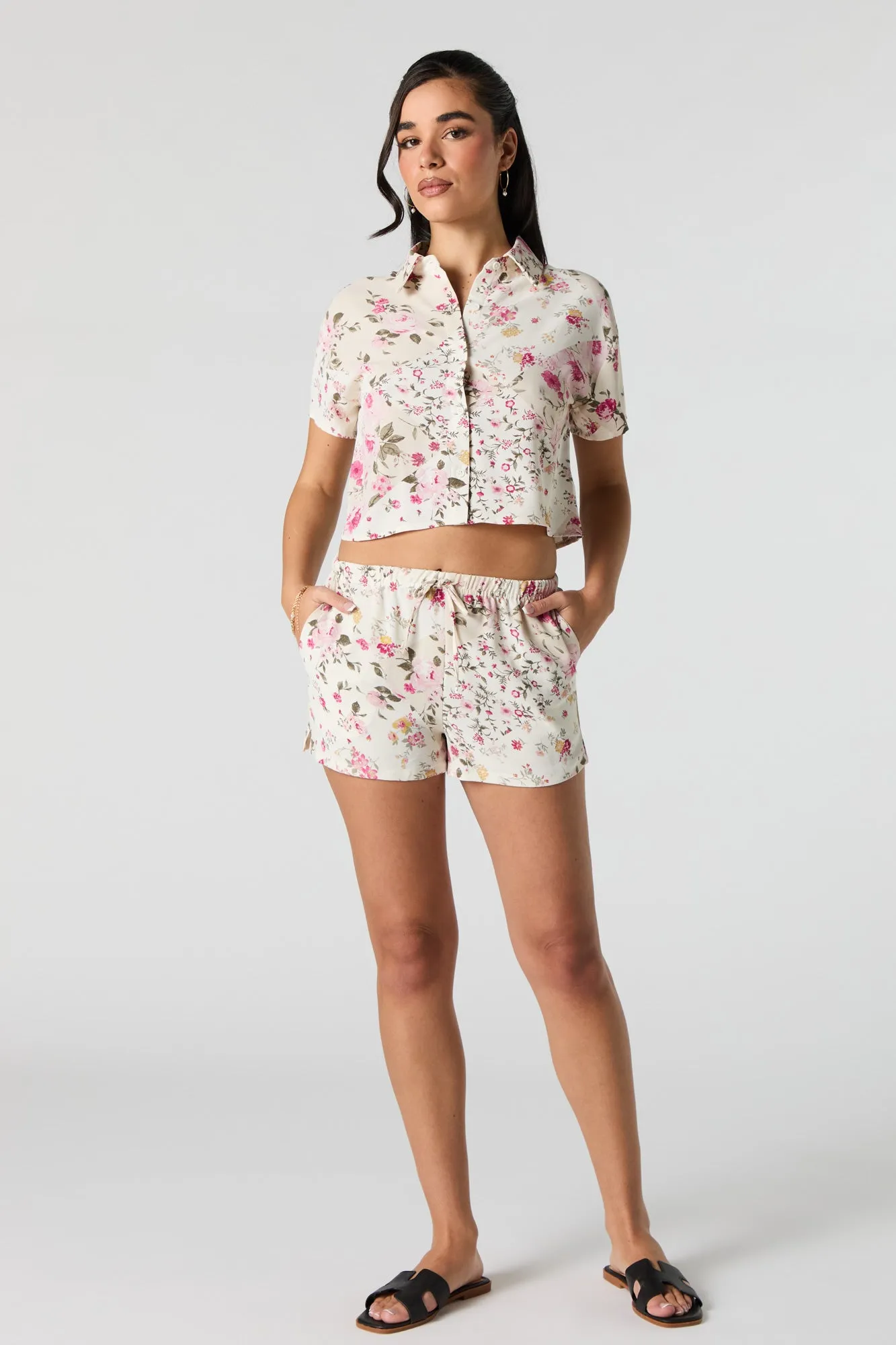 Short mi-taille avec taille coulissante