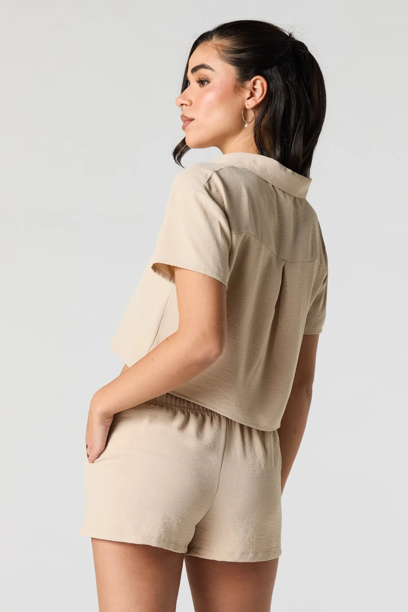Short mi-taille avec taille coulissante
