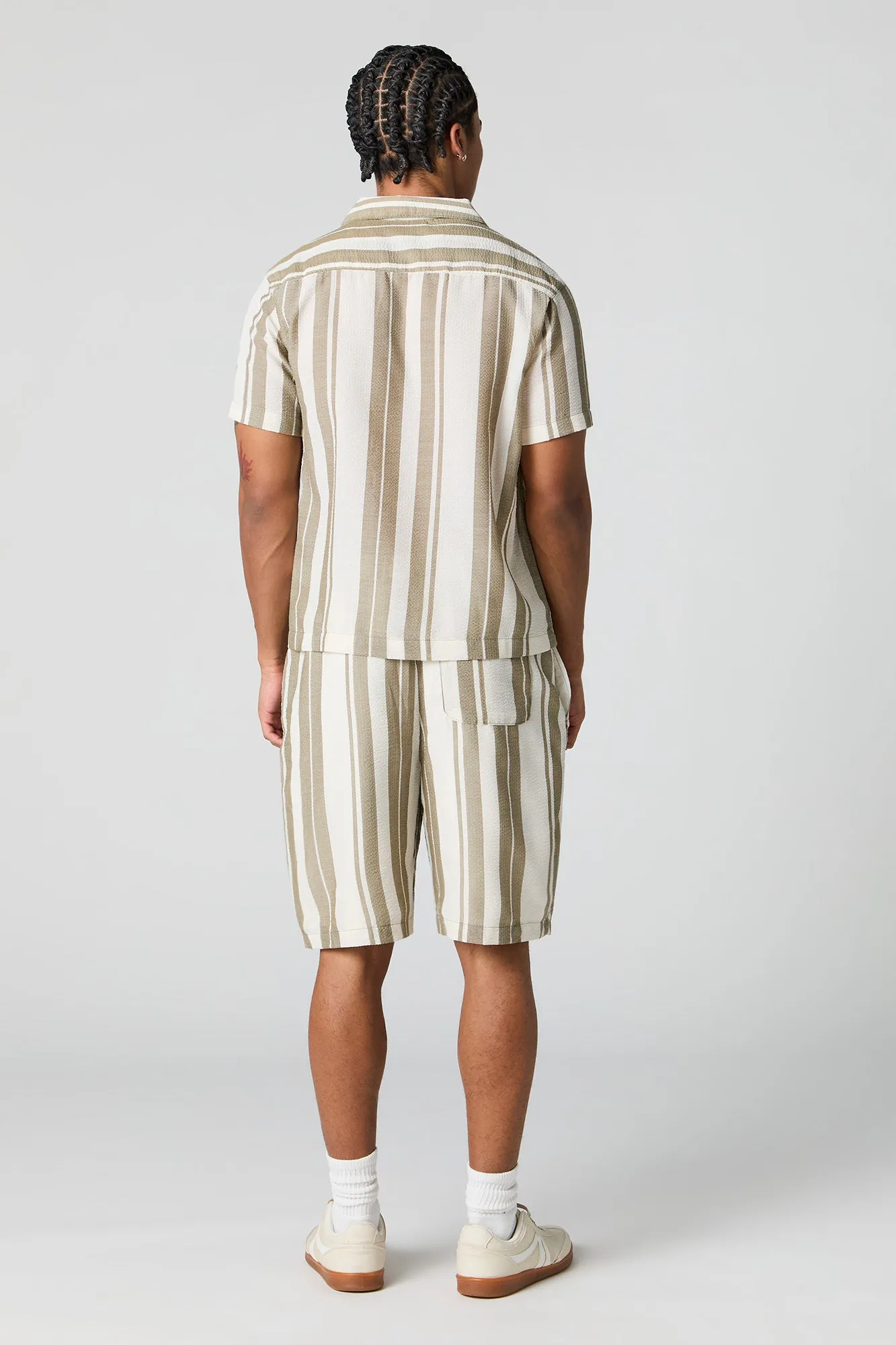 Short rayé à taille coulissante