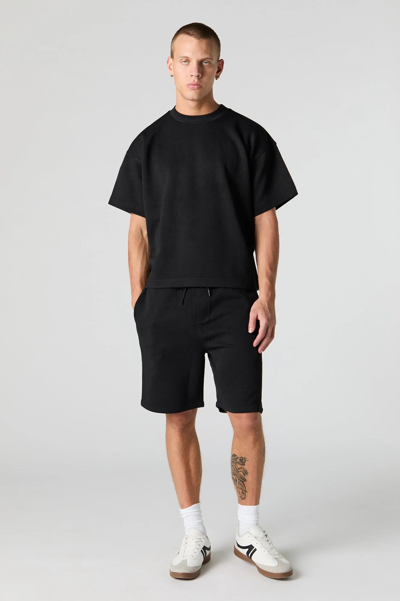 Short texturé à taille coulissante