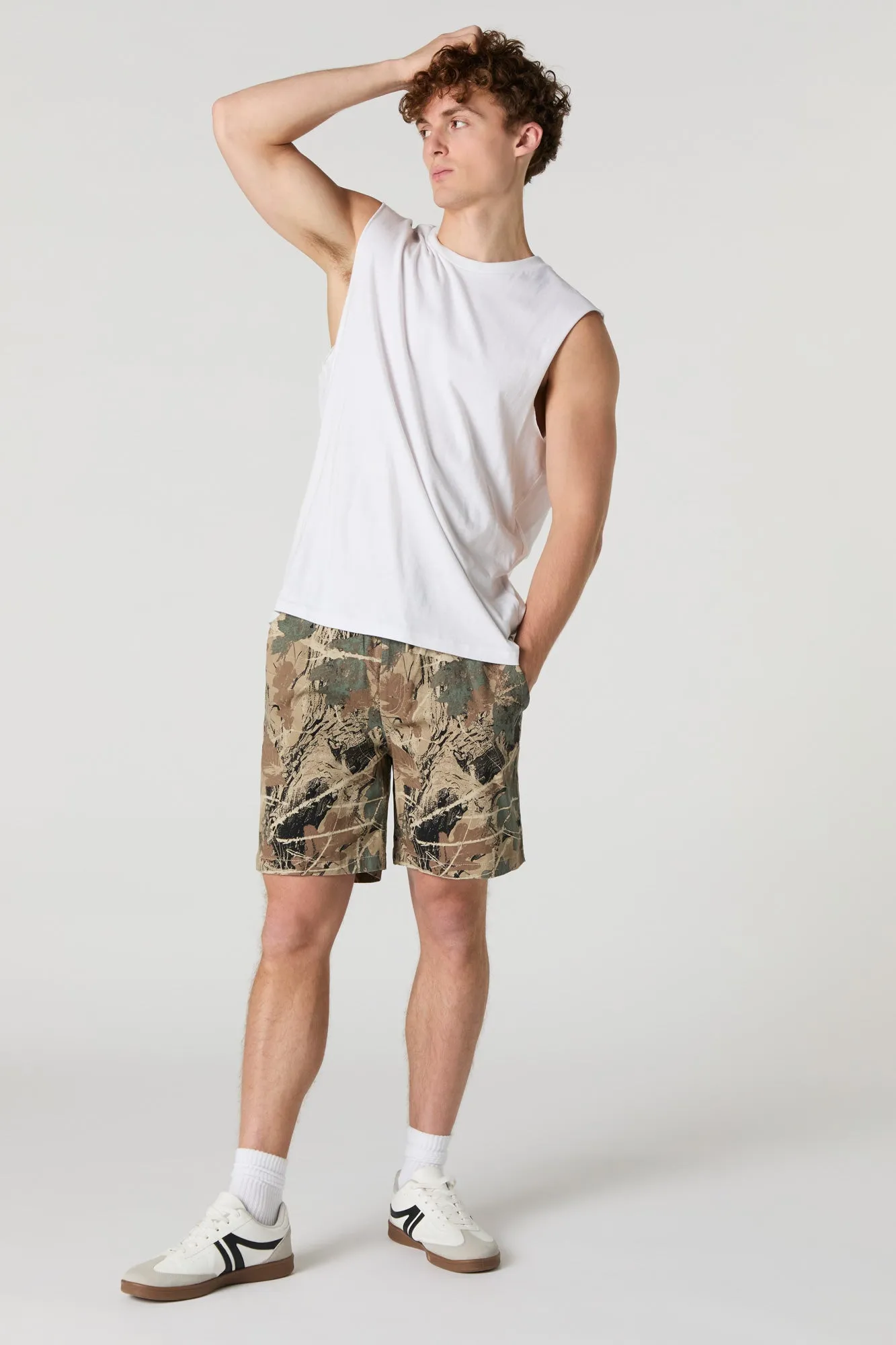 Short uni à taille coulissante
