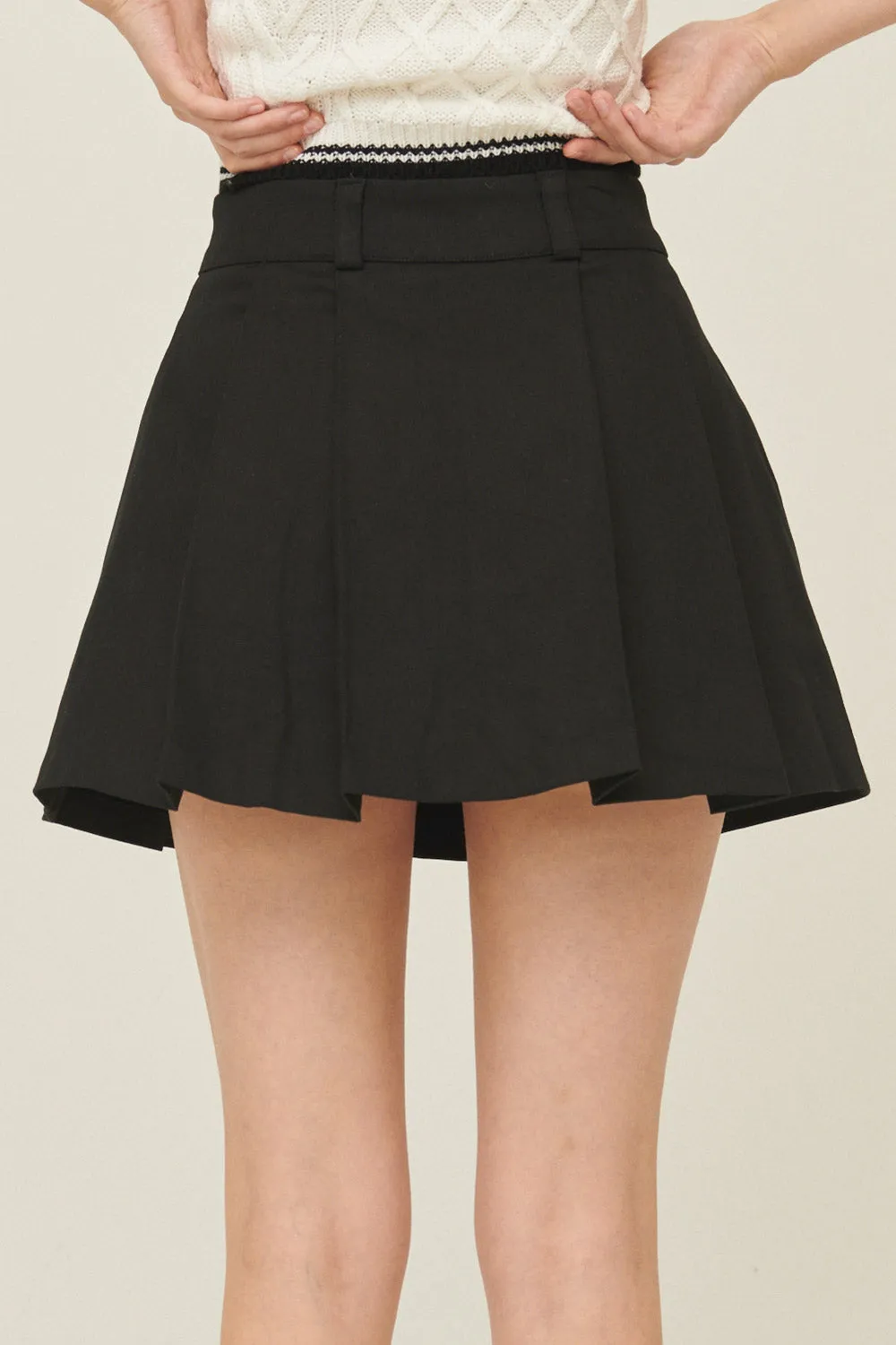 Sienna Kick Pleats Skirt