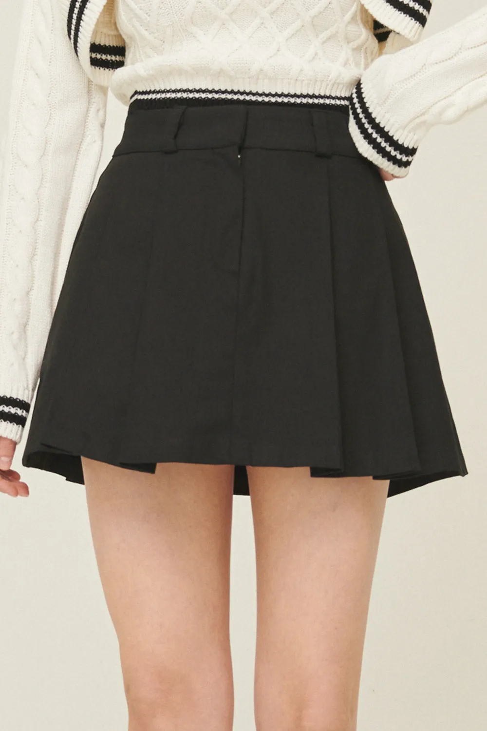 Sienna Kick Pleats Skirt
